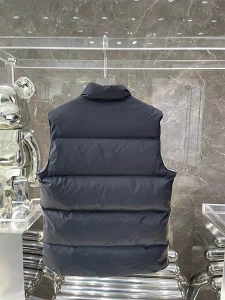 Canada Goose Vest - Black