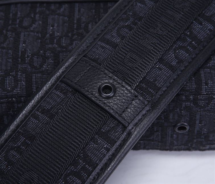 Dior Oblique Safari Messenger Bag - Navy/Black