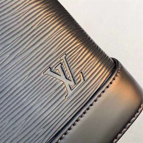 LV Alma BB Bag - Black