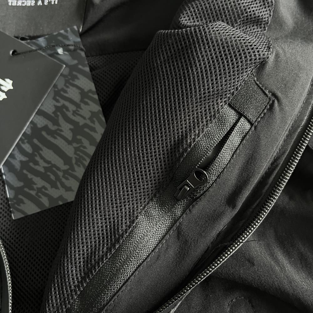 TS Decoded Windbreaker - Black