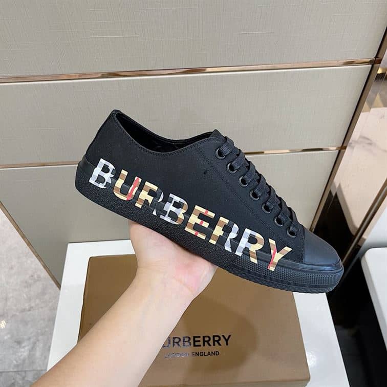 Burberry Logo Trap Sneakers - Black