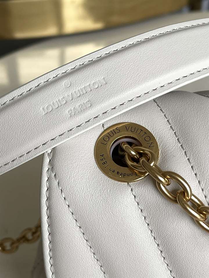 LV New Wave Chain Bag - White