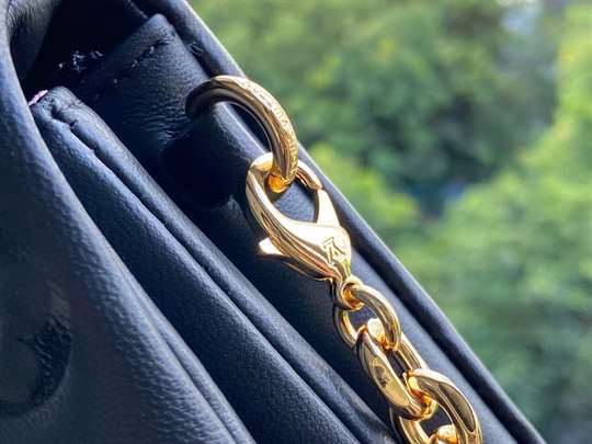 LV Pochette Coussin - Black