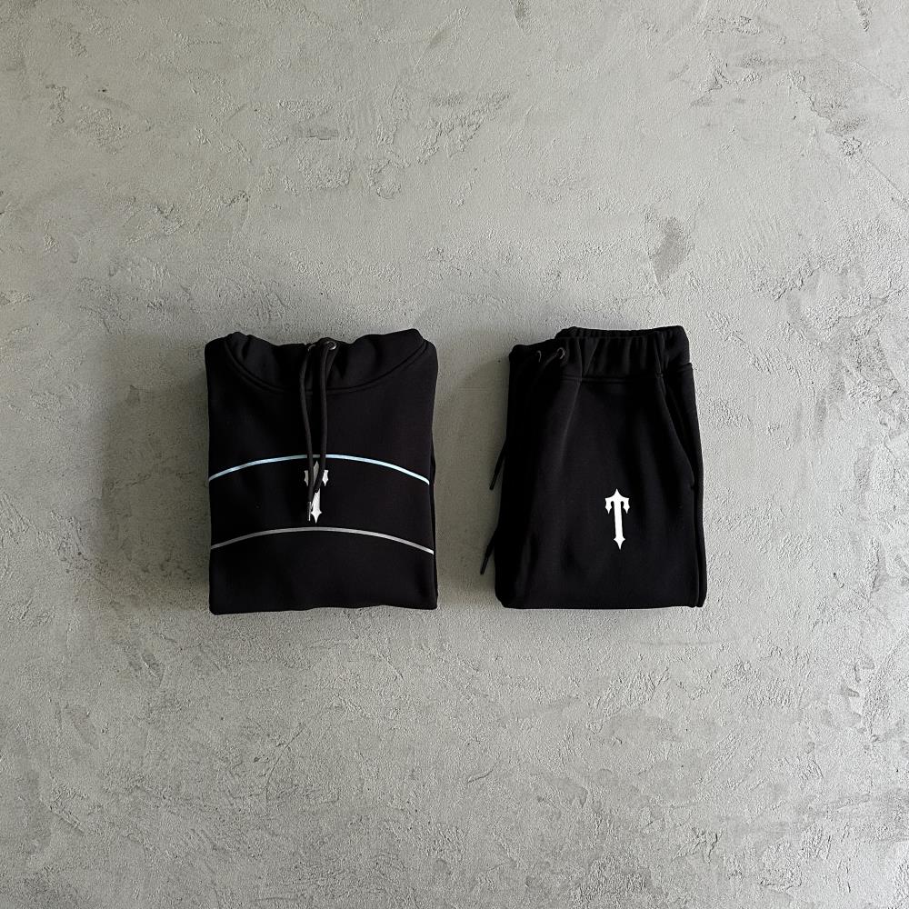TS Horizon T Tracksuit - Black