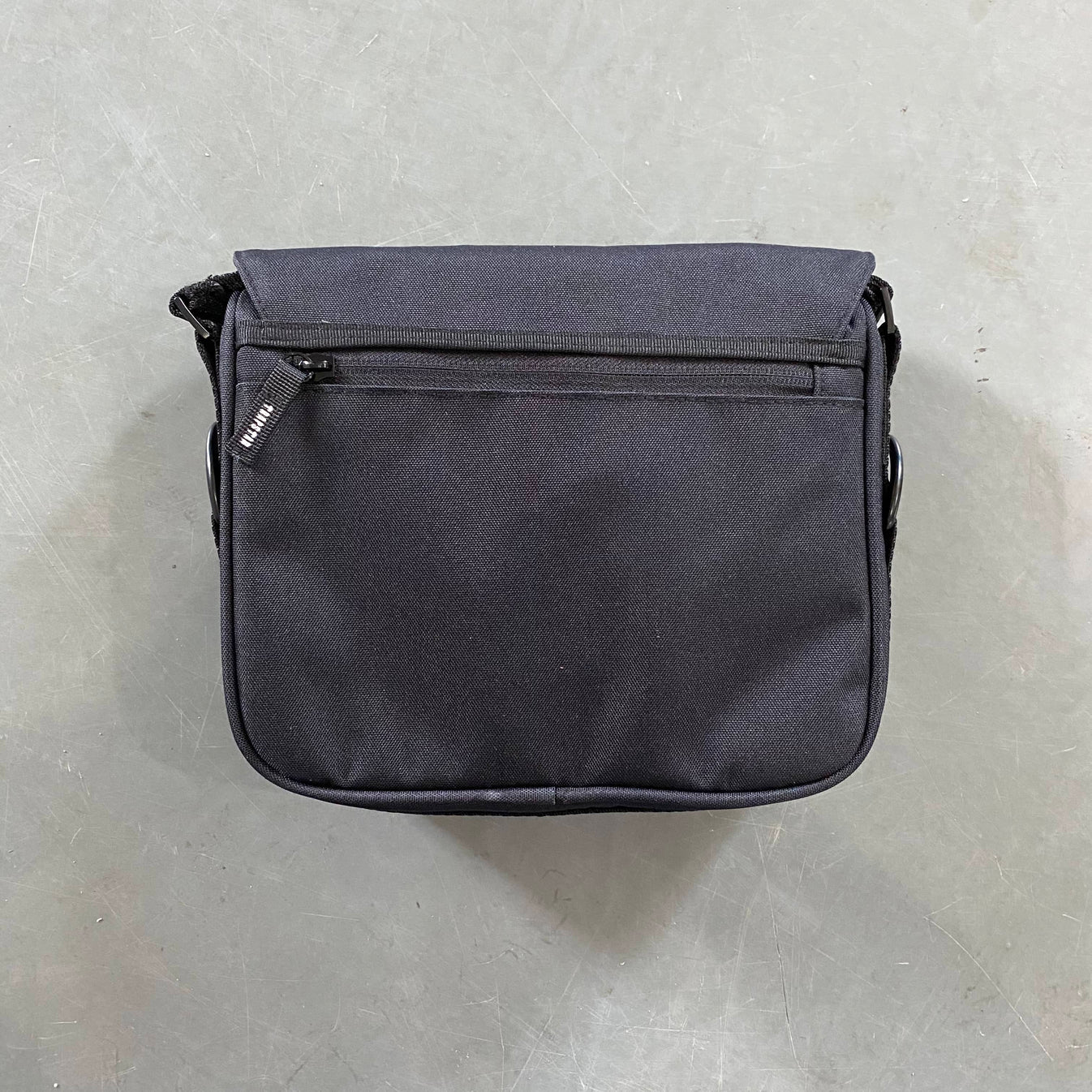 TS Messenger Bag 2.0 - Black/White
