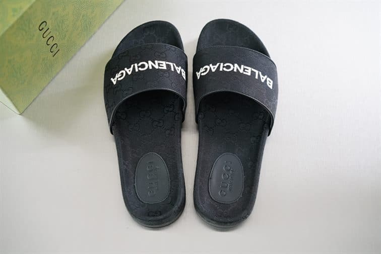 Gucci x Balenciaga Slides - Black