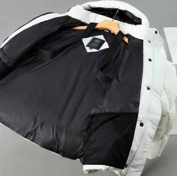 Canada Goose Puffer Jacket - White
