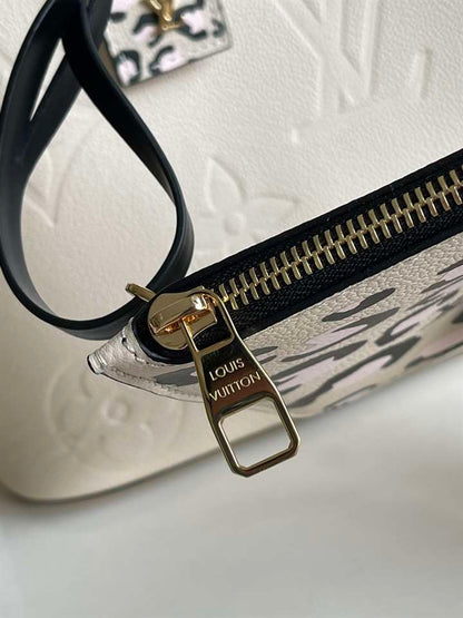 LV Neverfull MM Bag - White