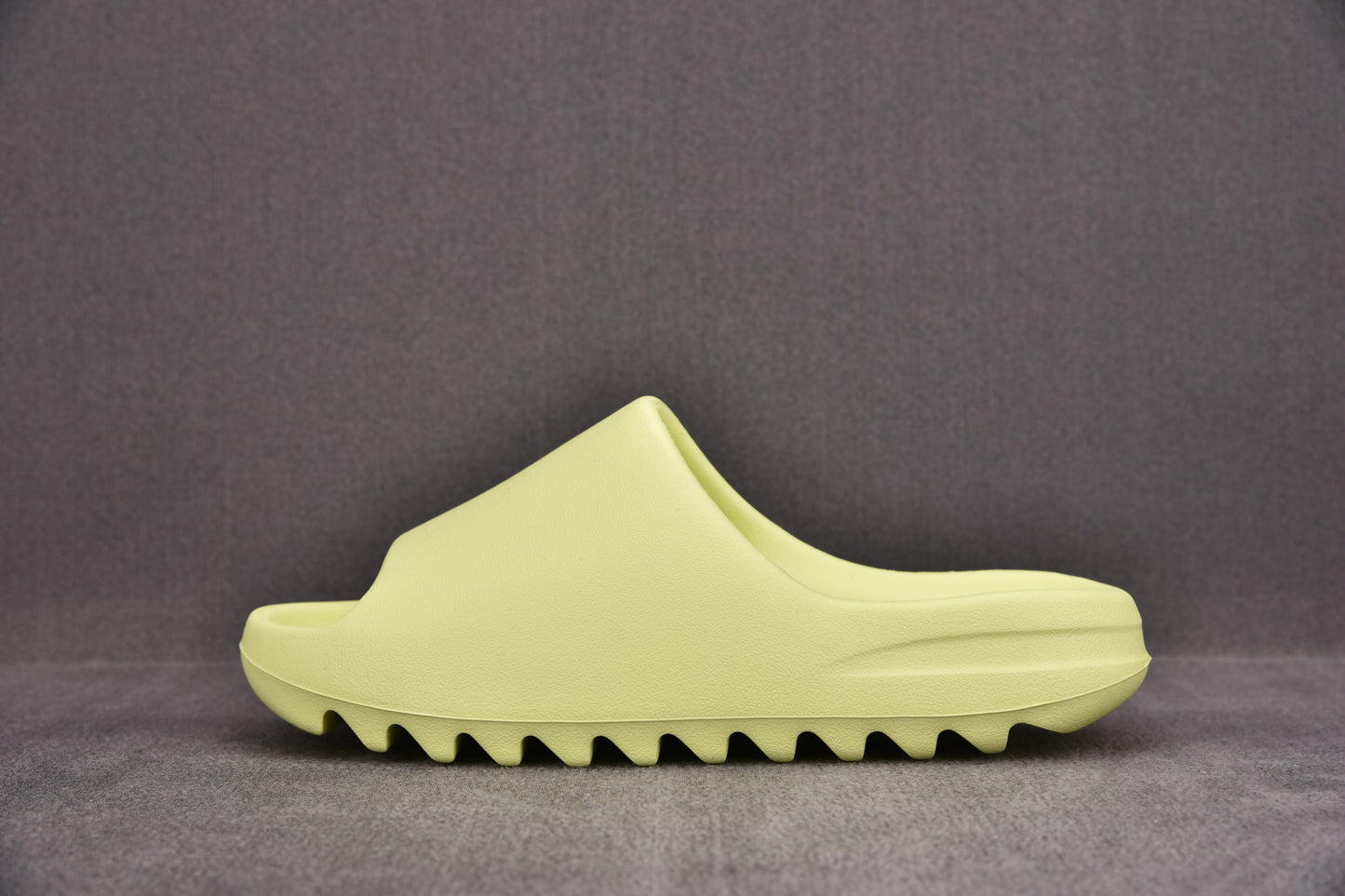 Yeezy Slide - Neon Green