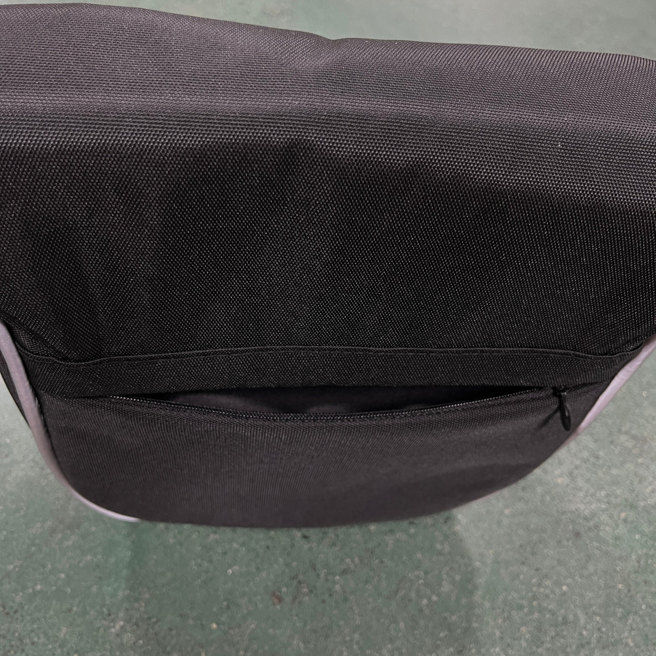 TS Cobra T Bag - Black/Reflective