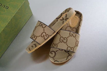 Gucci Slide Sandals - Beige