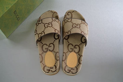 Gucci Slide Sandals - Beige