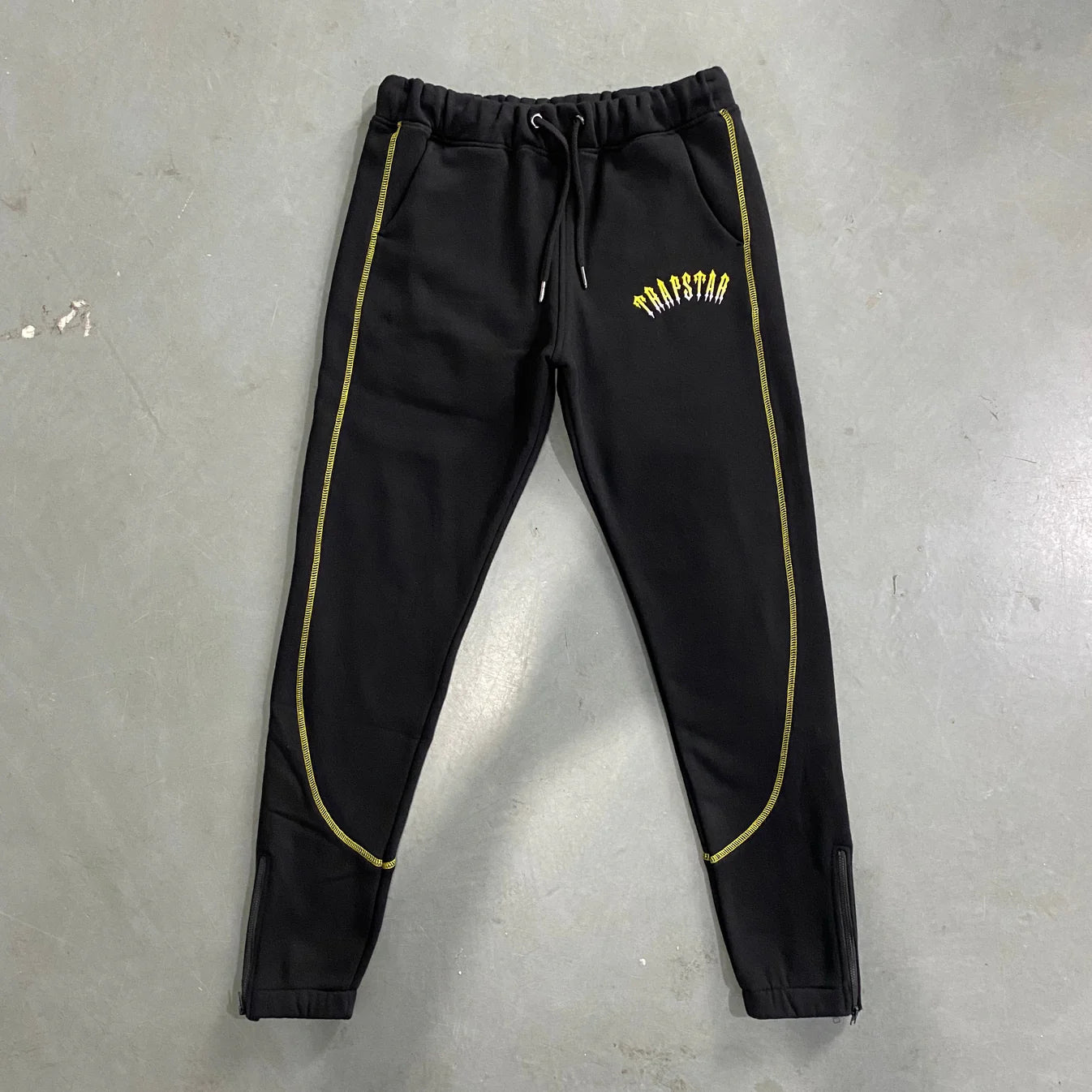 TS x Central Cee 23 Arched Panel Set - Black/Yellow