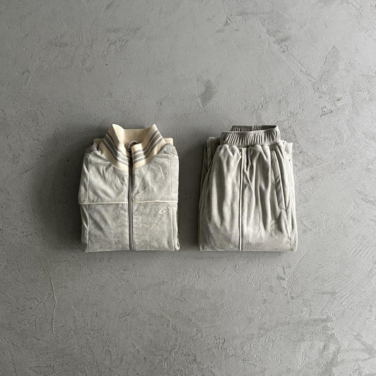 Crtez Velour Set - Grey/Beige