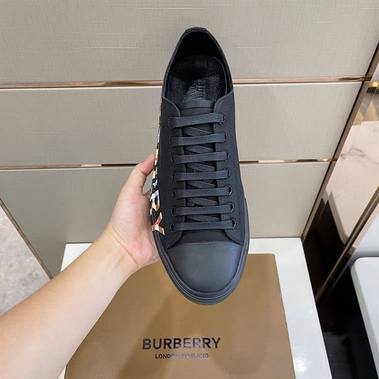 Burberry Logo Trap Sneakers - Black