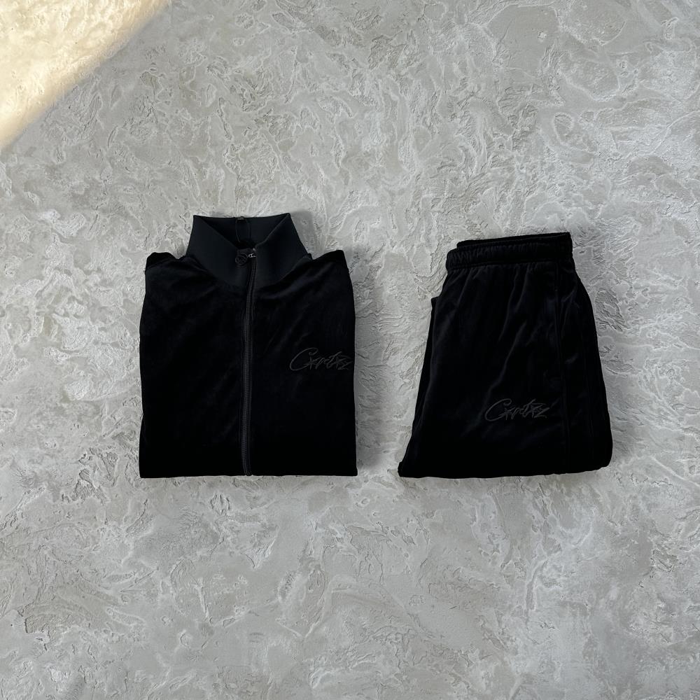 Crtez Velvet Tracksuit - Black/Black