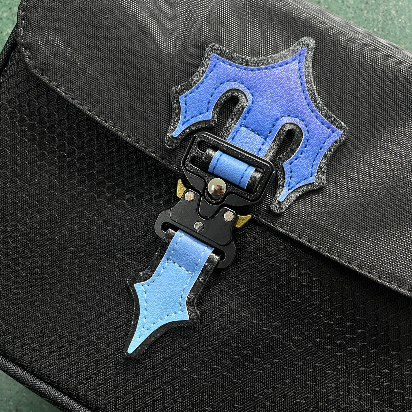 TS Irongate T Crossbody Bag - Black/Blue