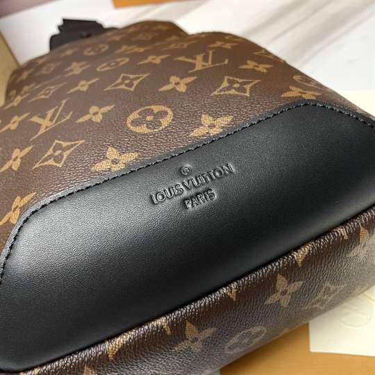 LV Damier Avenue Sling Bag - Brown