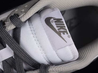 Nike Air Jordan 1 Dunk Low - Light Smoke Grey