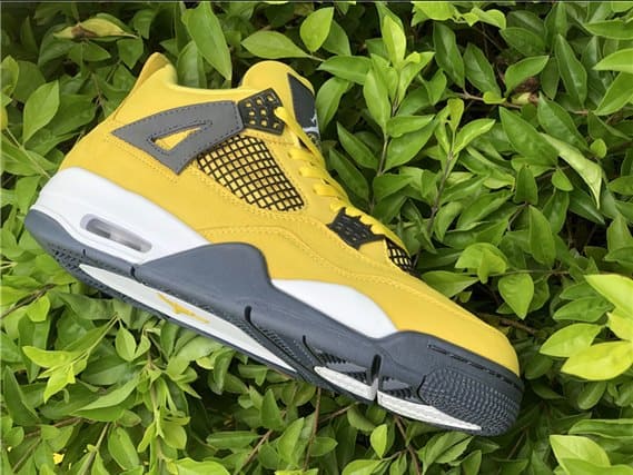Jordan 4 - Lightning