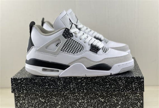 Jordan 4 Retro - Military Black