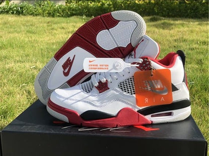 Jordan 4 SE - Fire Red