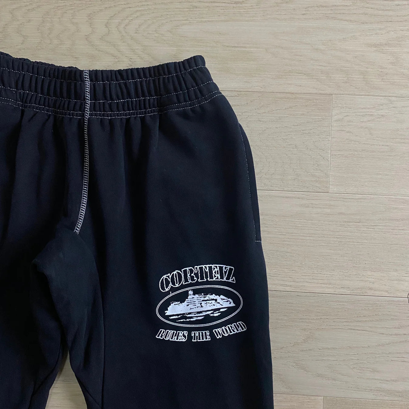 Crtez Alcatraz Jogging Pants - Black/White