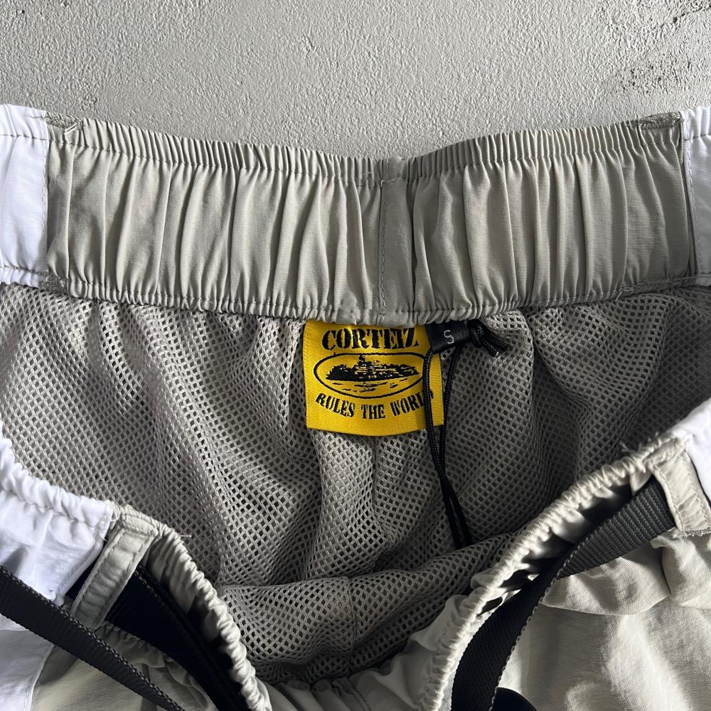 Crtez Alcatraz Swimshorts - Grey/White