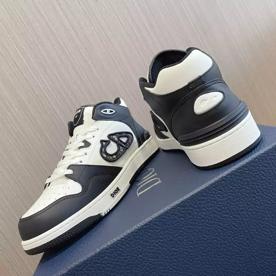 Dior B57 Mid-Top Sneakers - White/Black
