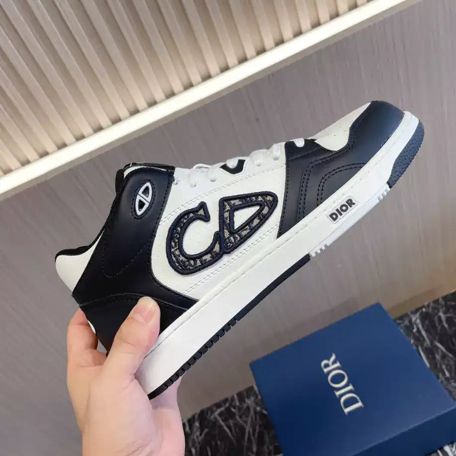Dior B57 Mid-Top Sneakers - White/Black