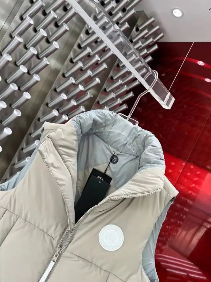Canada Goose Vest - Beige
