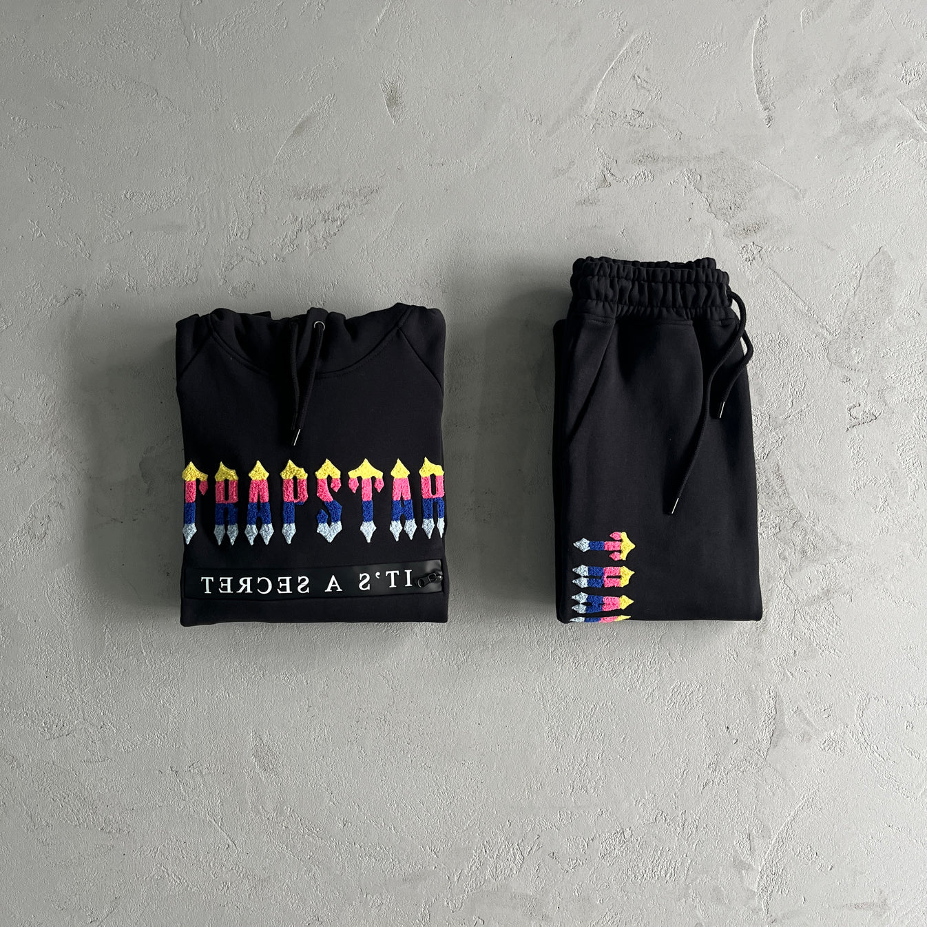 TS Chenille Decoded 2.0 Tracksuit - Black/Rainbow
