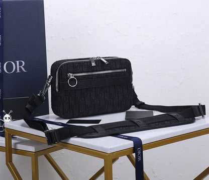 Dior Oblique Safari Messenger Bag - Navy/Black