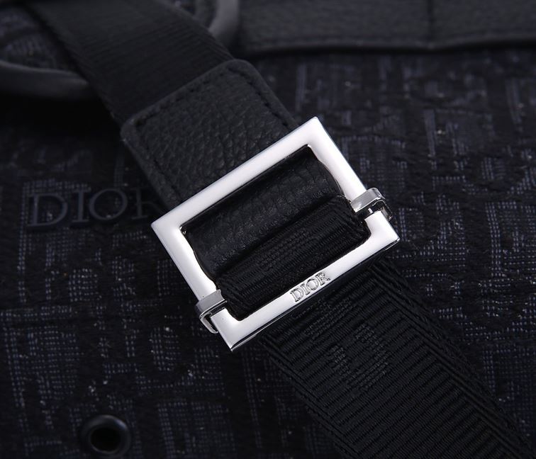 Dior Oblique Safari Messenger Bag - Navy/Black