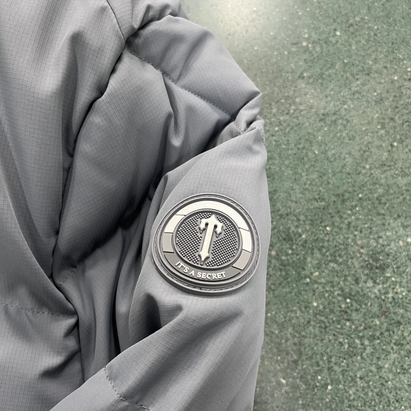 TS Decoded 2.0 Hooded Puffer Jacket - Grey