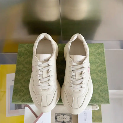 Gucci Rhyton Sneakers - Beige