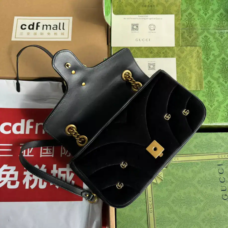 Gucci GG Marmont Small Shoulder Bag - Black