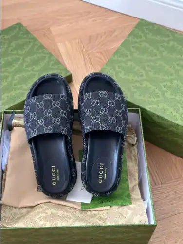 Women's Gucci Platform Sandals - Navy