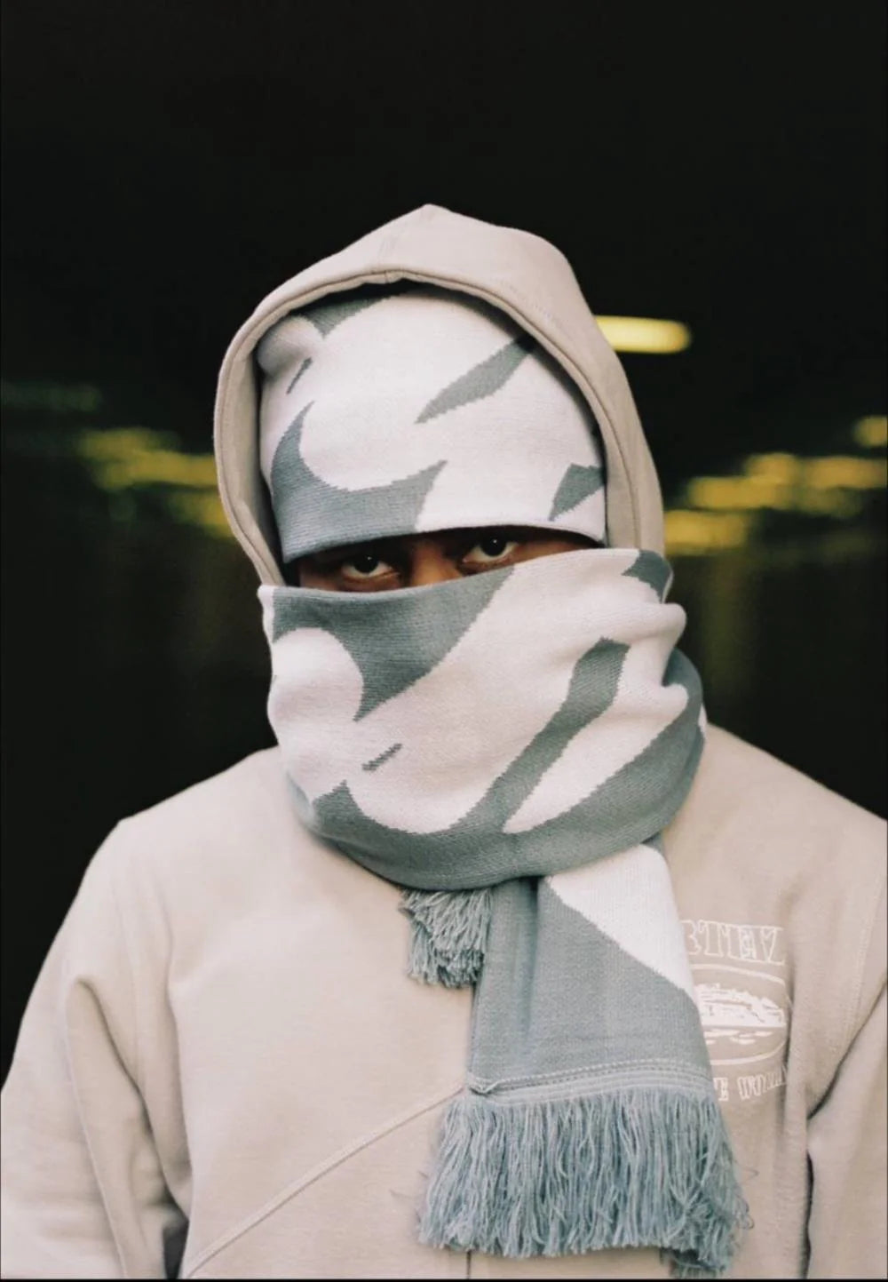 Crtez Scarf - Grey/White