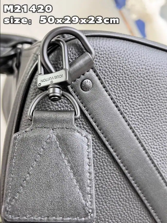 LV Keepall Bandouliere Aerogram Duffle Bag - Black