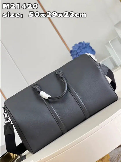 LV Keepall Bandouliere Aerogram Duffle Bag - Black