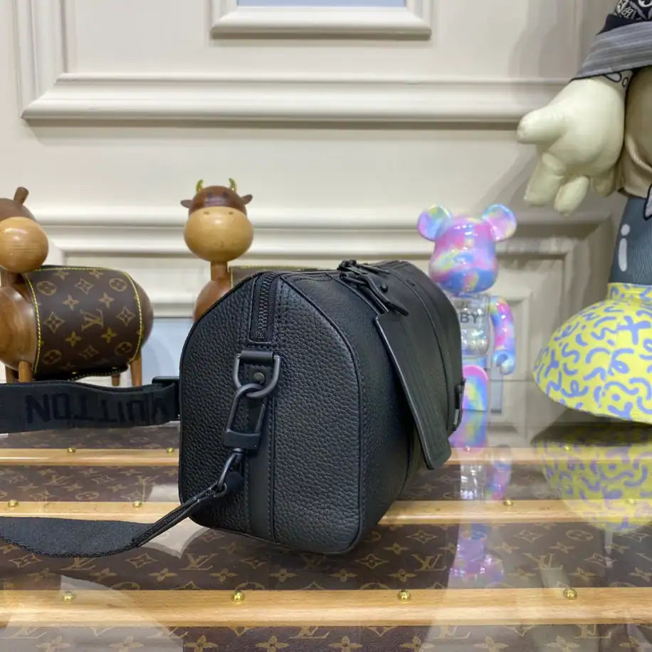 LV City Keepall Aerogram Duffle Bag - Black