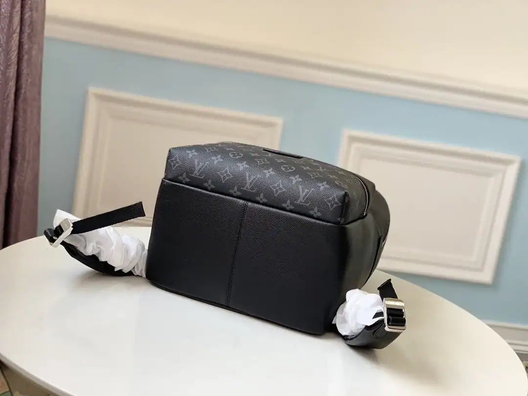 LV Discovery Backpack - Black