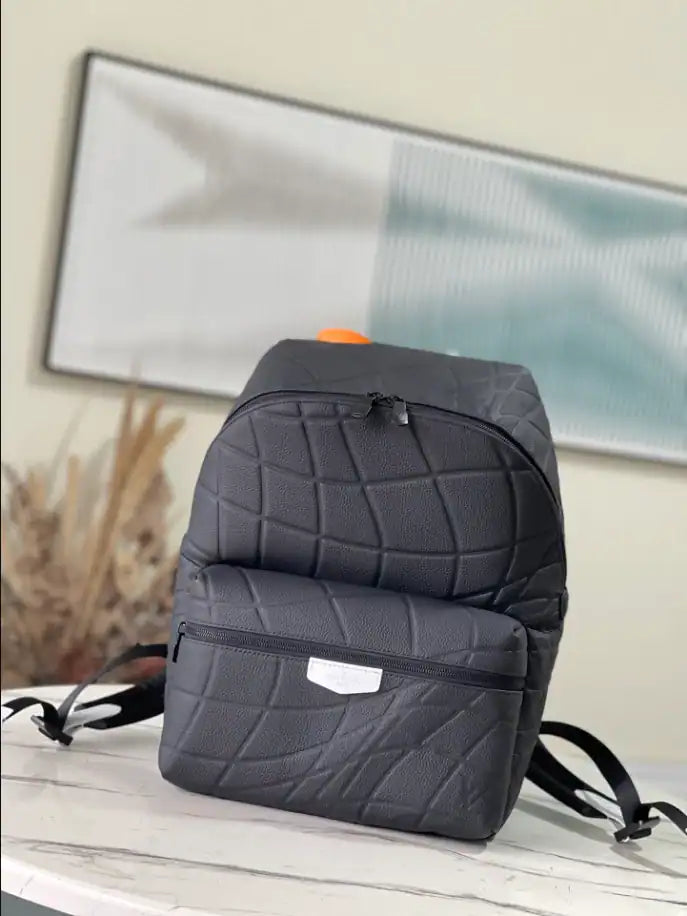 LV Discovery Backpack - Black