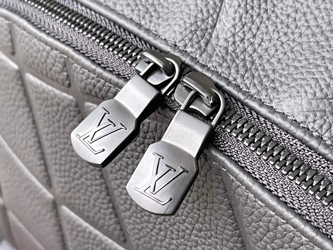 LV Discovery Backpack - Black