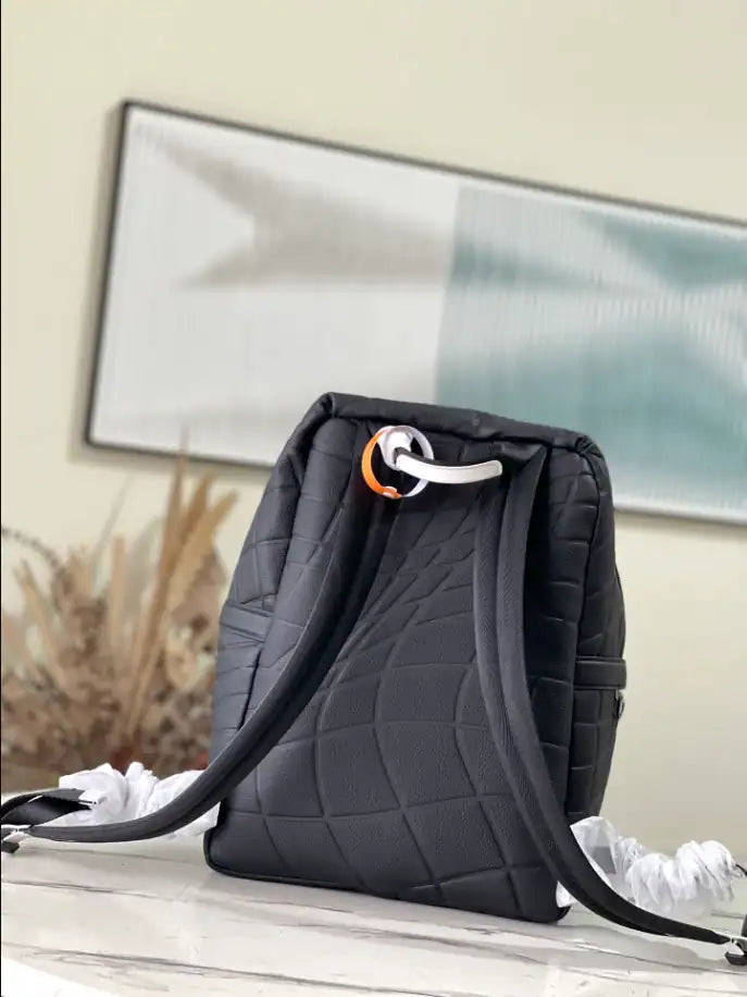 LV Discovery Backpack - Black