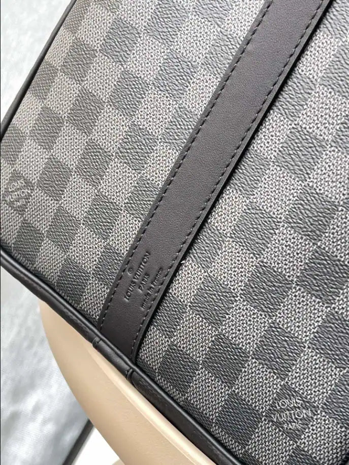 LV Keepall Bandouliere Damier Leather Duffle Bag - Black/Grey