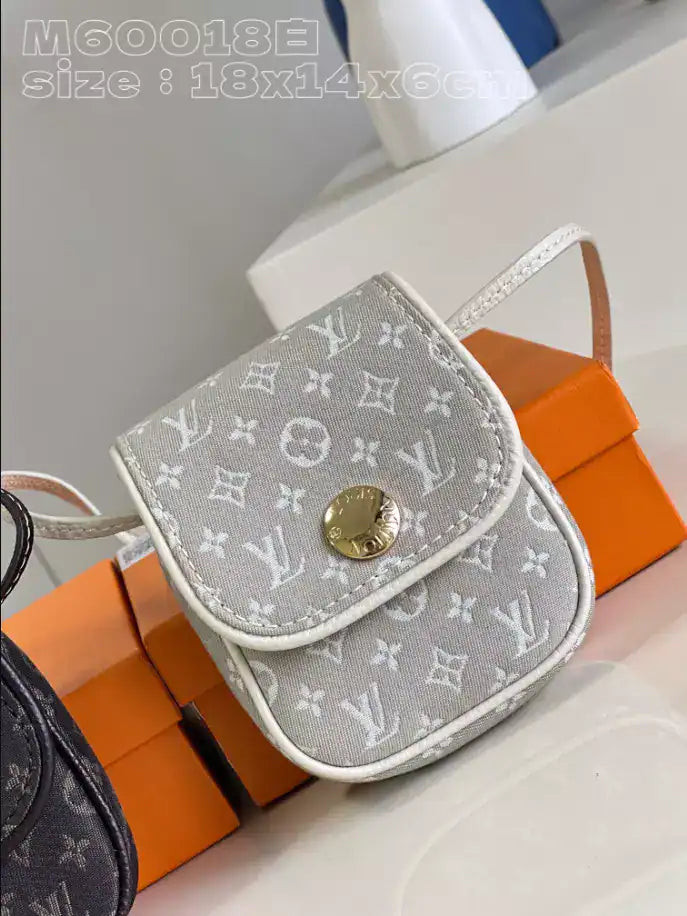 LV Pochette Cancun Pouch Shoulder Bag - Grey