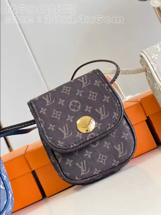 LV Pochette Cancun Pouch Shoulder Bag - Washed Black