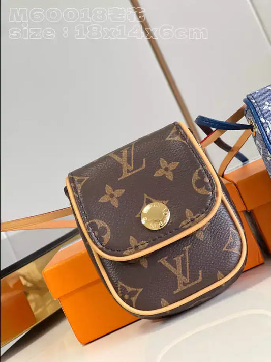 LV Pochette Cancun Pouch Shoulder Bag - Brown